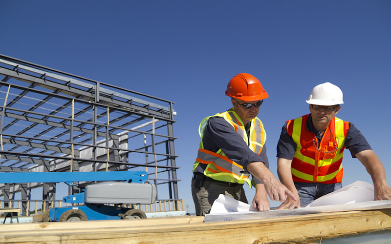 Effective Planning Electrical contracting team at work – Dar Al Kahrbaa